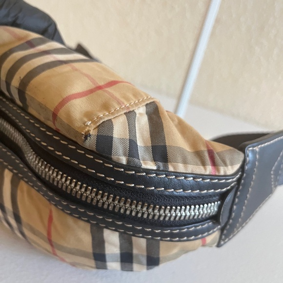 Burberry waist bag - Picture 3 of 13